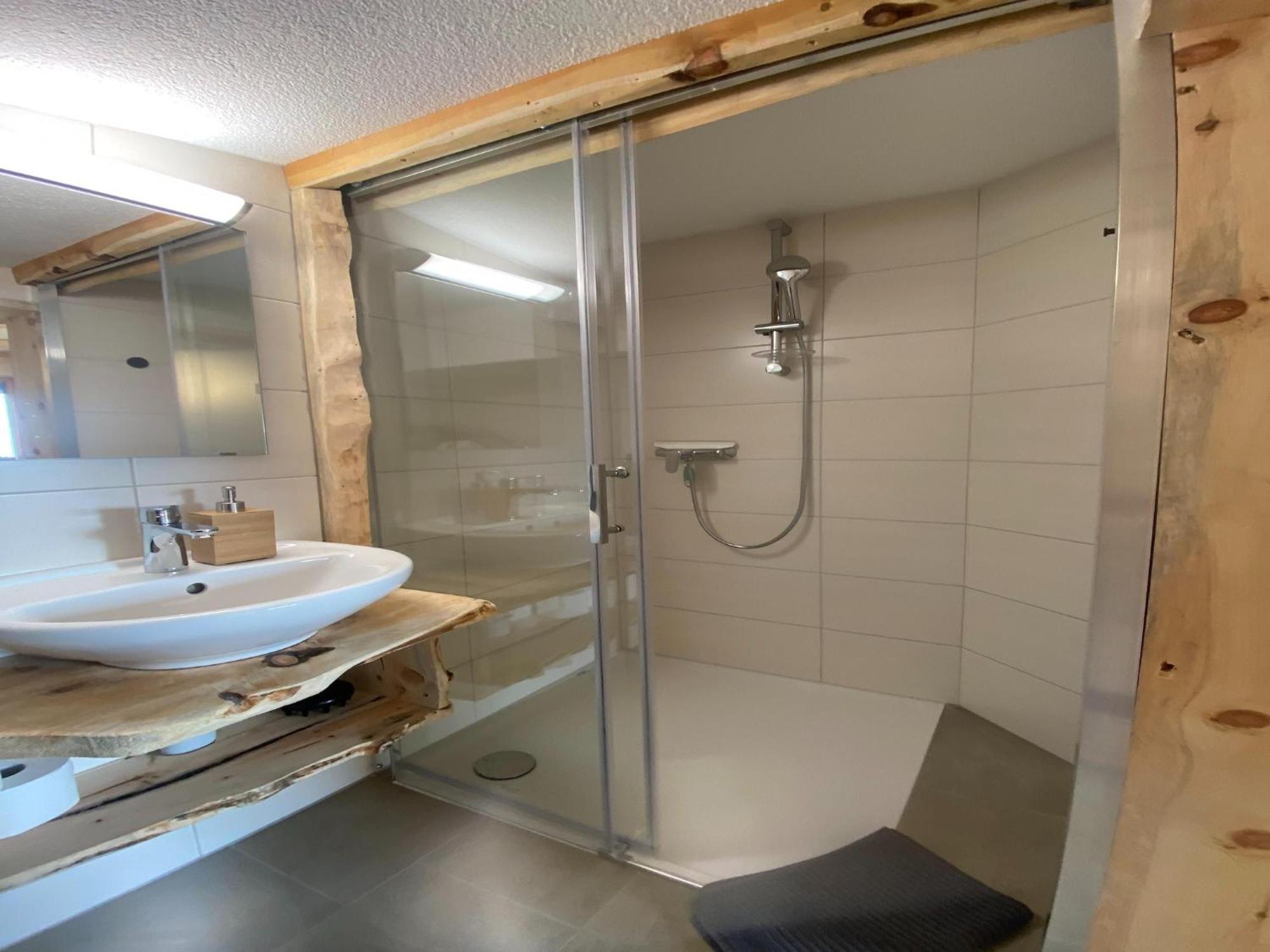 New Holiday Home On The Alm With Terrace And Balcony Zellberg Eksteriør billede