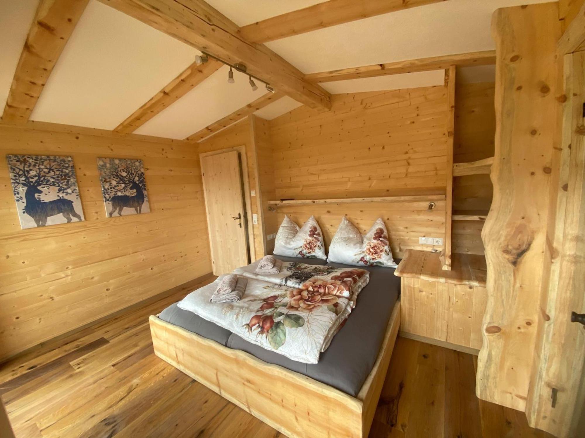 New Holiday Home On The Alm With Terrace And Balcony Zellberg Eksteriør billede